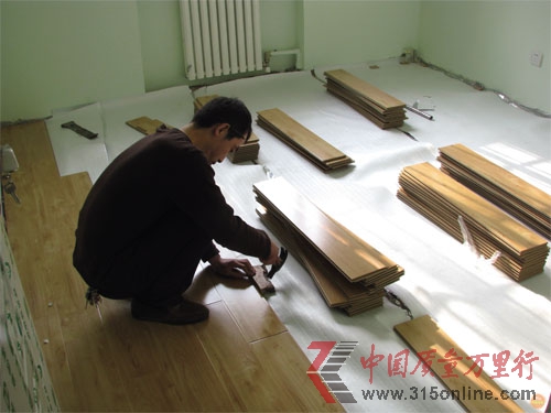 2012十大质量门:大品牌地板“质量门”